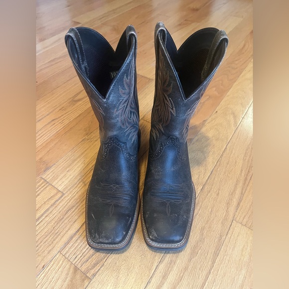 Ariat Other - Ariat Boots Size 10EE